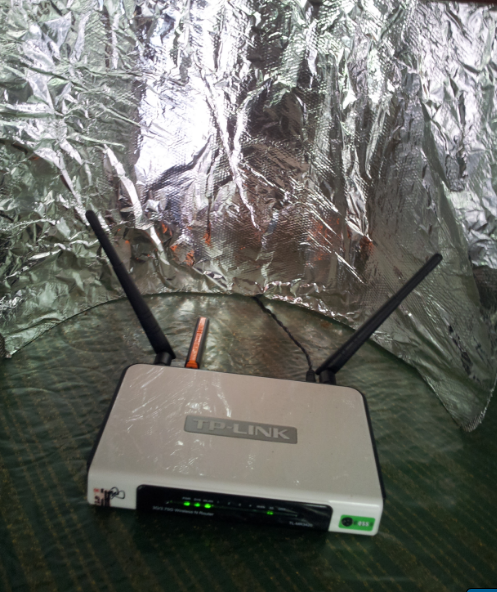 Using aluminium foil to extend wifi range, taken from toleapakitara.wordpress.com